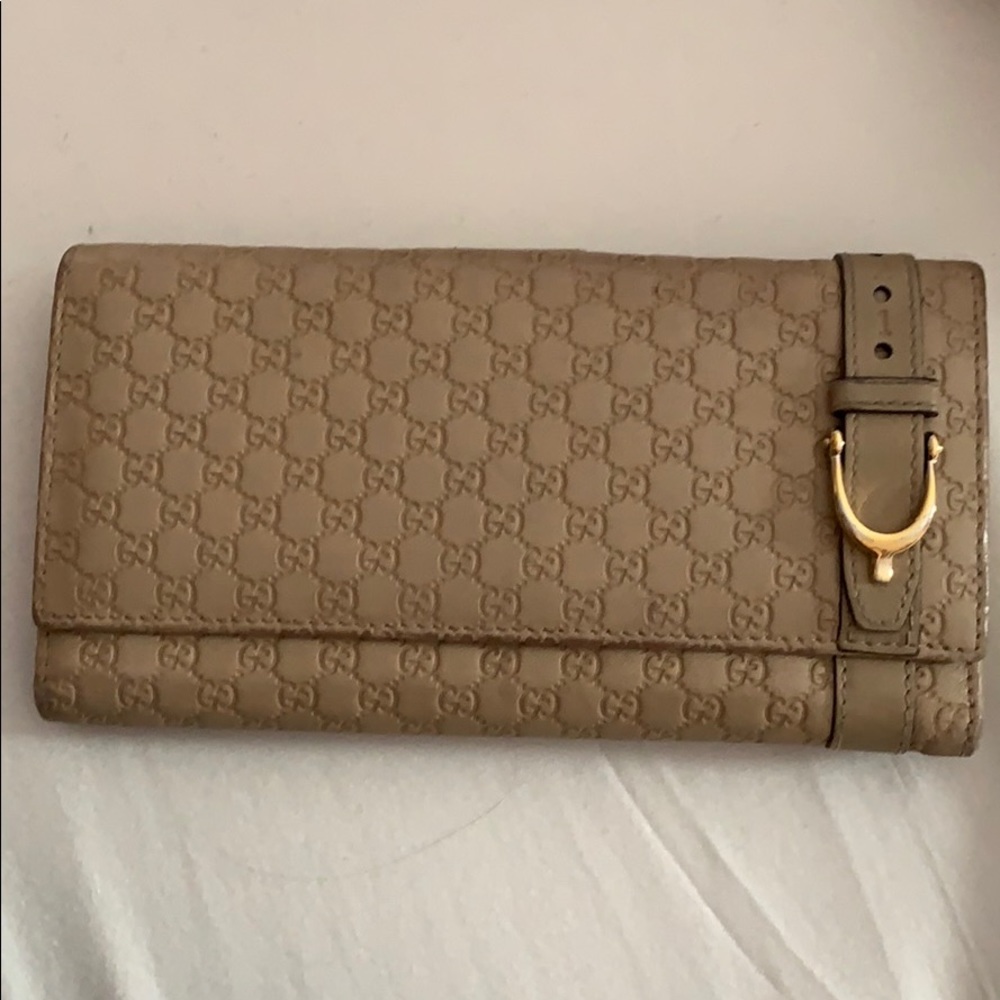 Gucci wallet